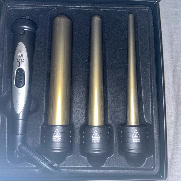 Pretty In a Minute Professional-grade 3-n-1 wand curler. - Picture 5 of 7